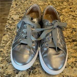 Tory Burch Marion Sneaker size 7.5